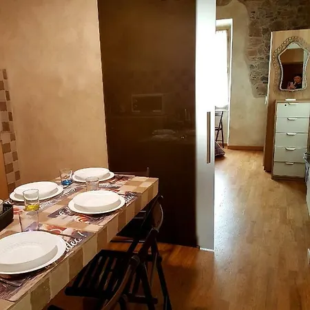 דירה River Street House